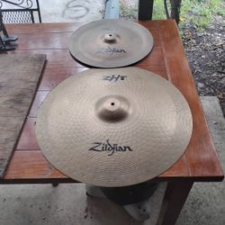 2 Zildjian 22 In And 16 In