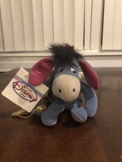 Cupid Eyeor with tag Disney collectors item