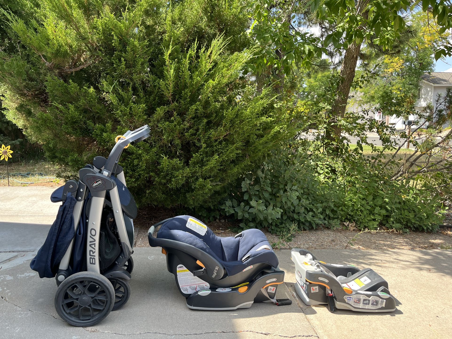 Stroller + Car Seat + Extra Car Seat Base