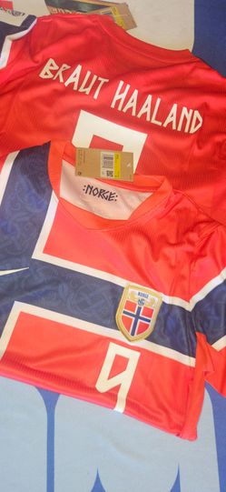 Playera de haaland