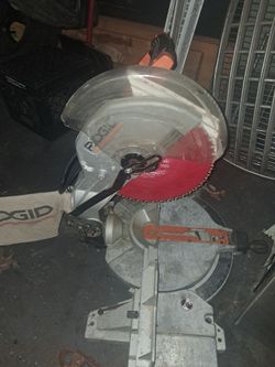 Rigid compound miter saw