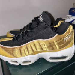 Nike AirMax Lx NSW Worn once