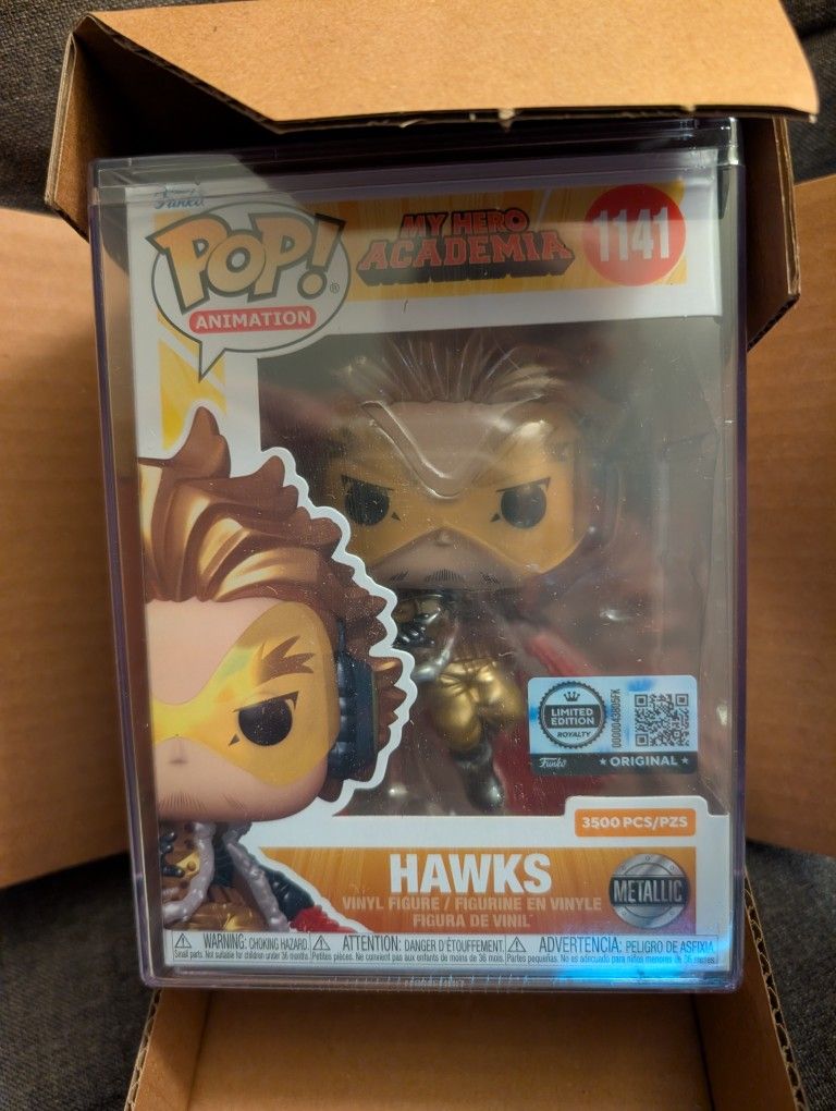 Funko Pop Hawks metallic my hero academia with pop protector #1141 LE3500