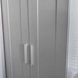 Spacious white Two Door wardrobe In Good Condition 