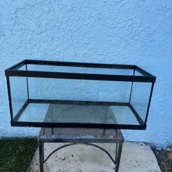 20 Gallon Long Fish Tank