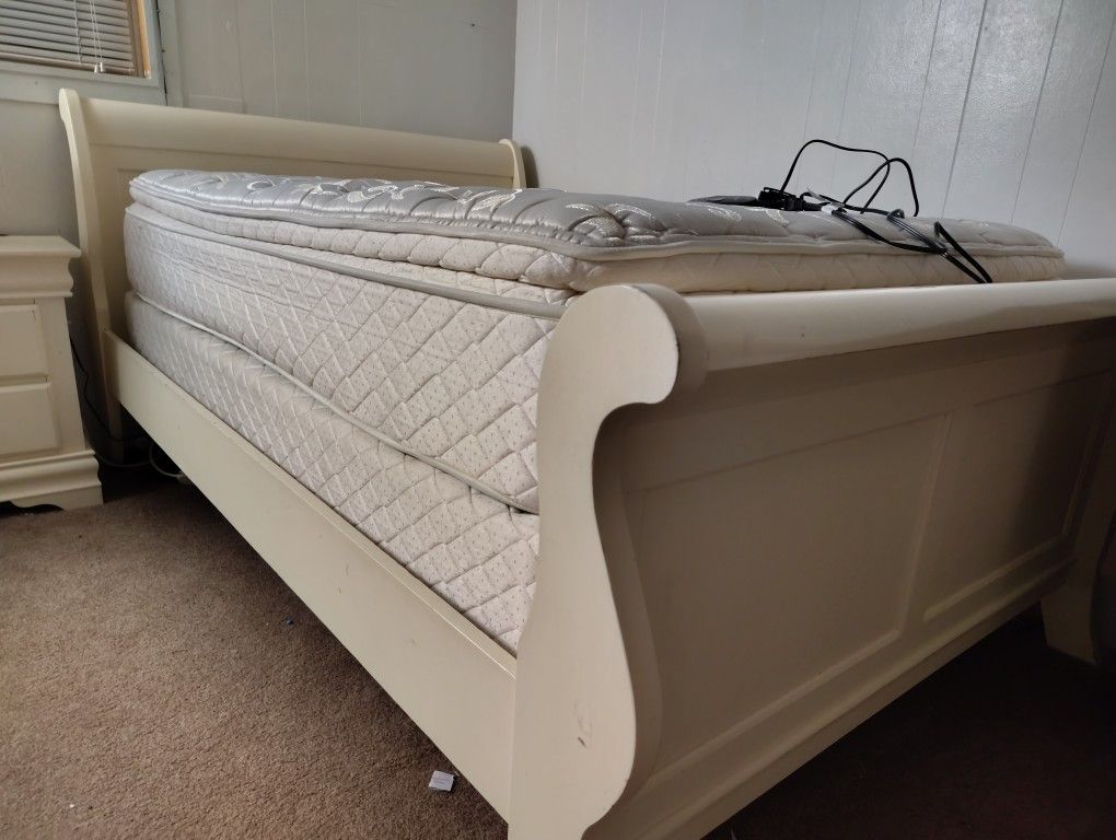 Amazing Bedroom Set