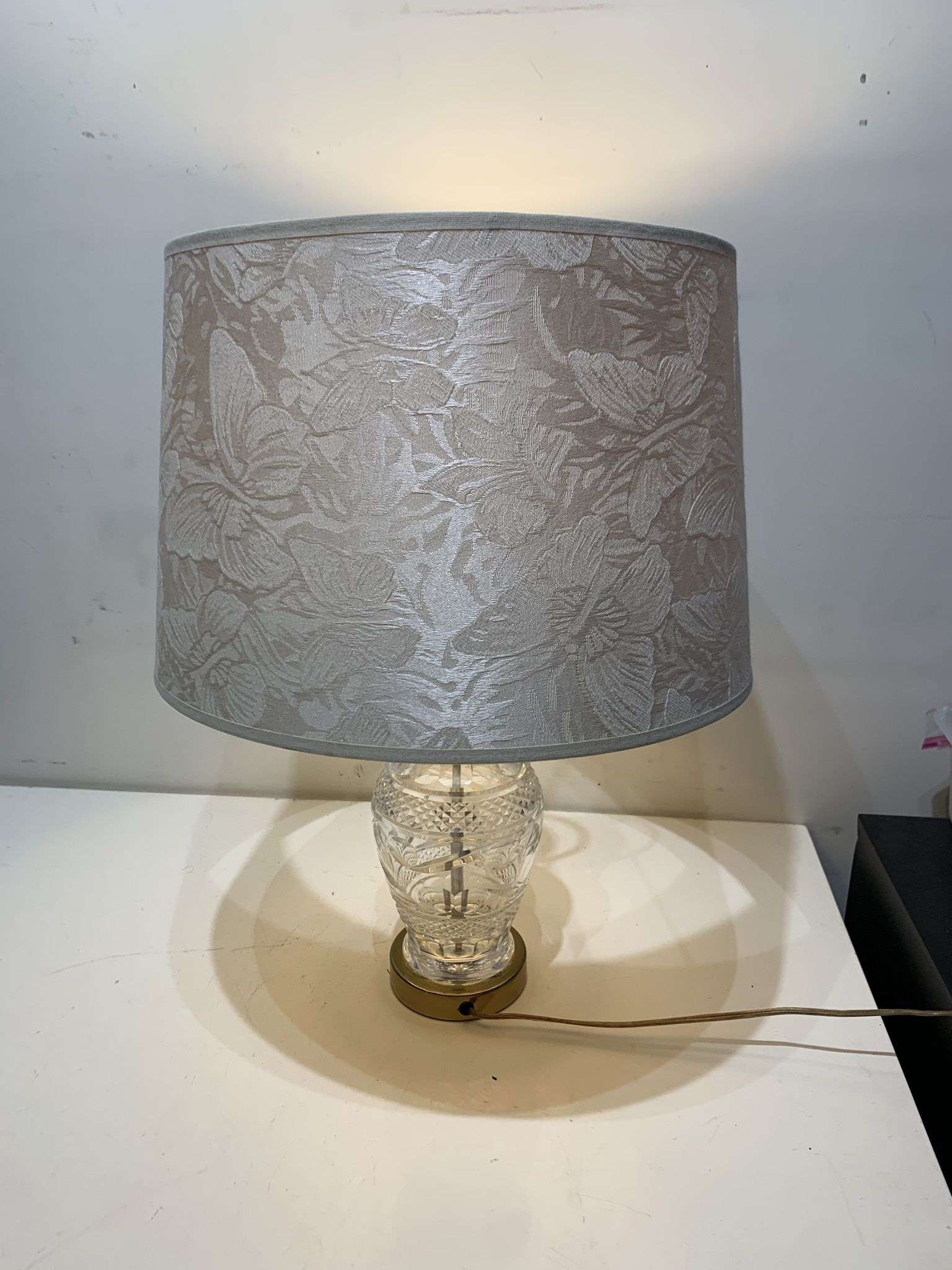 Waterford Crystal VintageTG Brass Diamond Cross Cut Swirl Table Lamp 21"