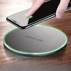 15W Max Wireless Charger Pad, Compatible With IPhone 17/16/15/14/13/12/SE/11/11 Pro/XS Max/ XR/X/8, Galaxy S23/S22/Note, Pixel/G8 7, Fast Wireless Cha