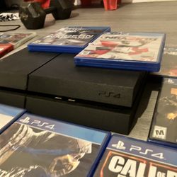 PS4 W/ Games
