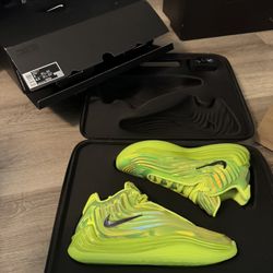 Nike Freak 8 Warning Label sz 8/8.5