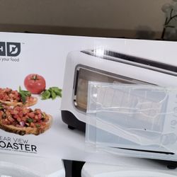 Dash Clear View Toaster
