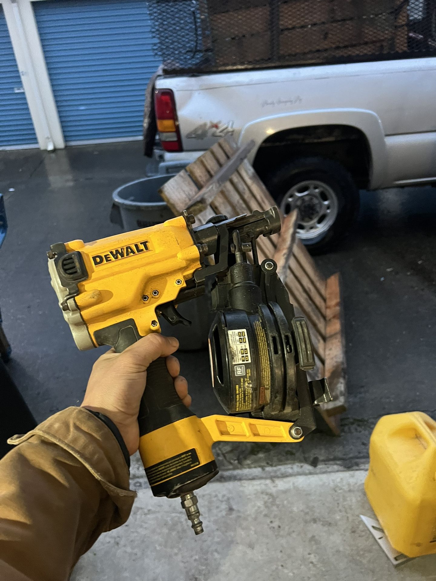 Dear Walt Roofing Nailer