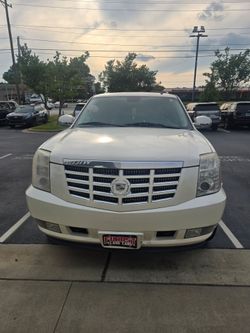 Cadillac escalade