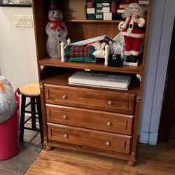 Dresser 38x18