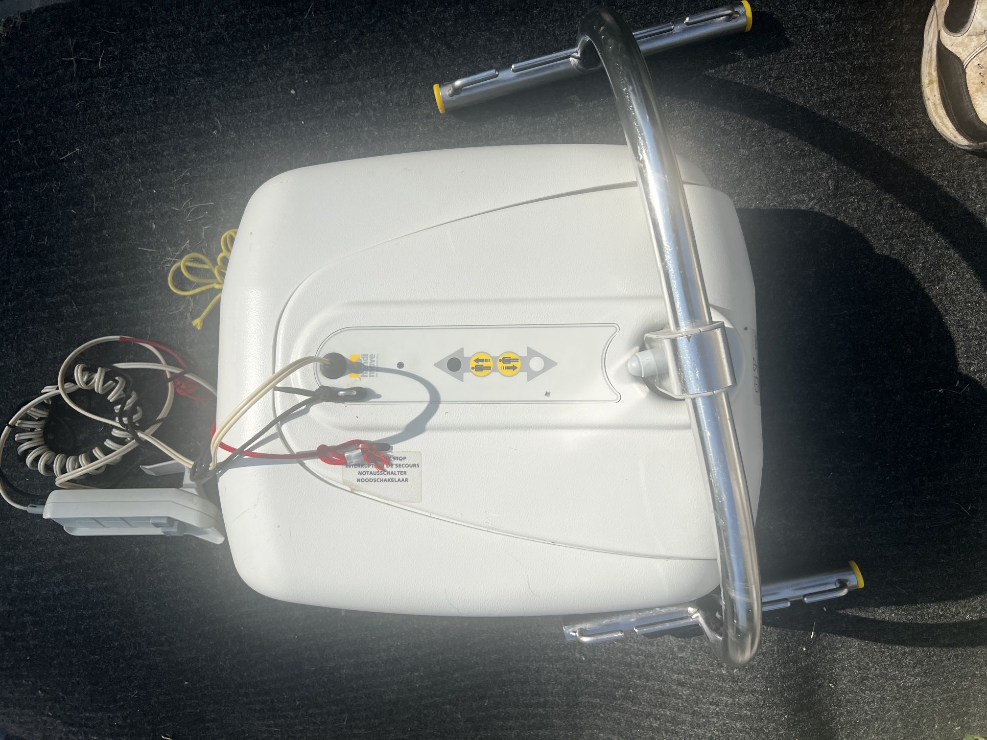 Handi Move HM2500PN Ceiling Lift & Motor Sure Hands + 17ft Track System