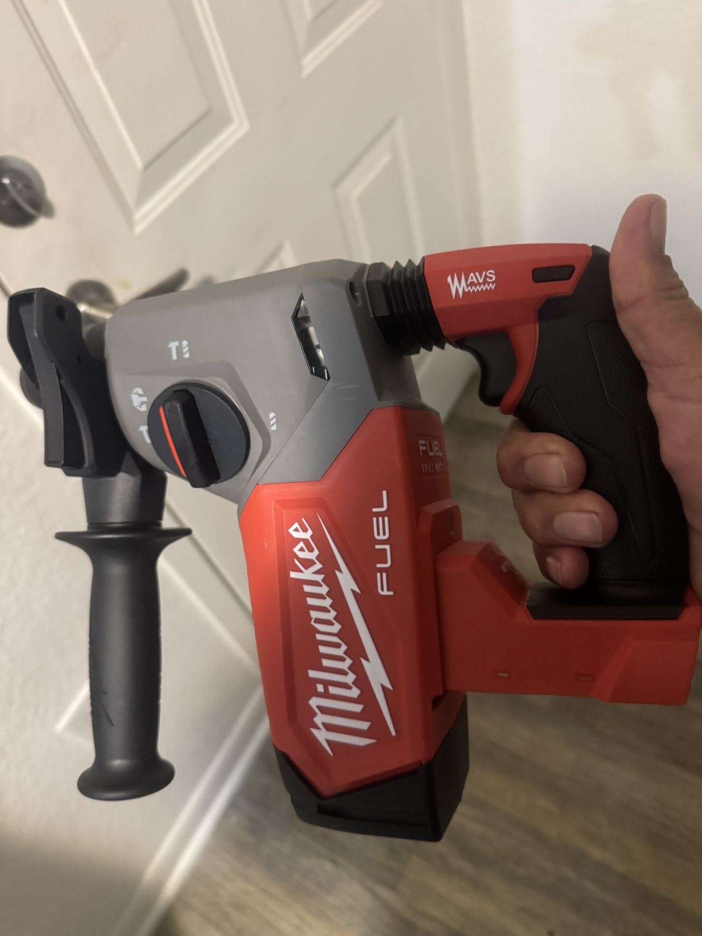Hammar Drill Battery Powered Chipping Hammer