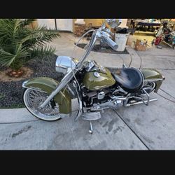 Harley Heritage Softail Runs Excellent Vicla