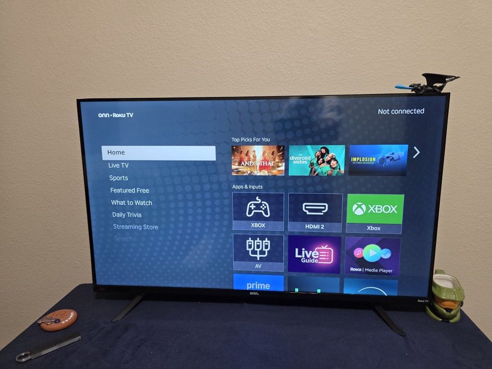 43 INCH 4K ONN ROKU TV FOR SALE