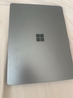 Microsoft Surface Laptop