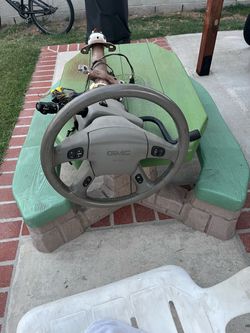 Early GMC steering wheel and steering column