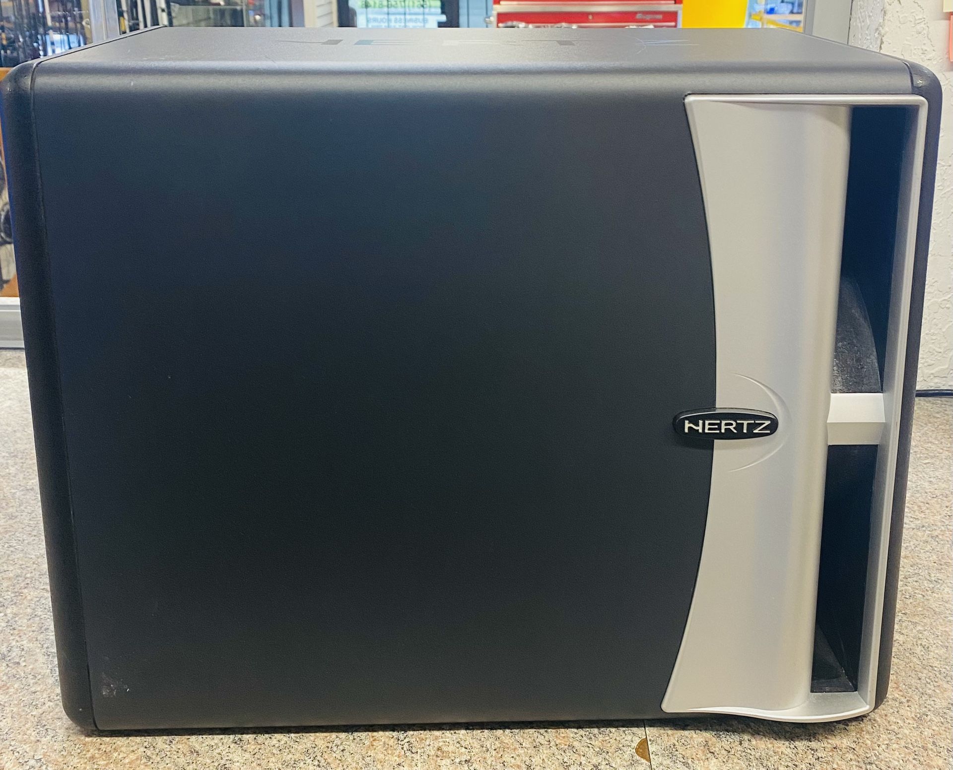 HERTZ EBX 250 B 10 inch CAR AUDIO SUBWOOFER BOX 800w