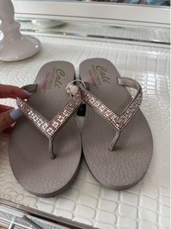 Cali From Skechers Yoga Foam Sandals 🩴, Size 8 For Woman, New