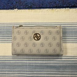 145-HTT ADRIENNE VITTADINI Wallet  Grey Bifold Card, Change, Bills, & ID Snap