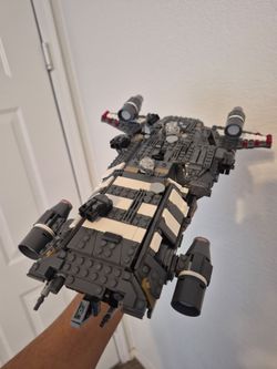 LEGO Star Wars 75374 The Onyx Cinder