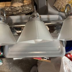 3 light Fixture