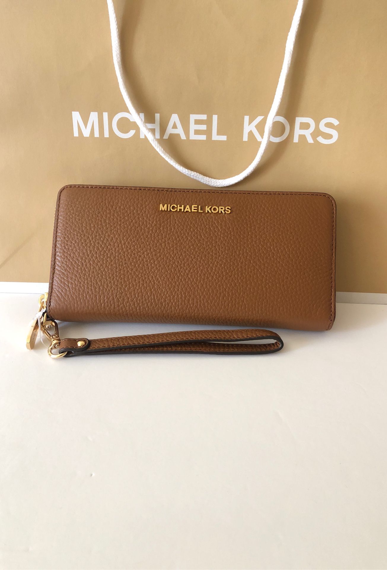 MICHAEL KORS. Wallet $130 Brand New