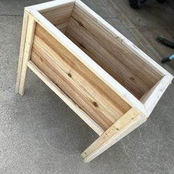 Cedar Planter Box 
