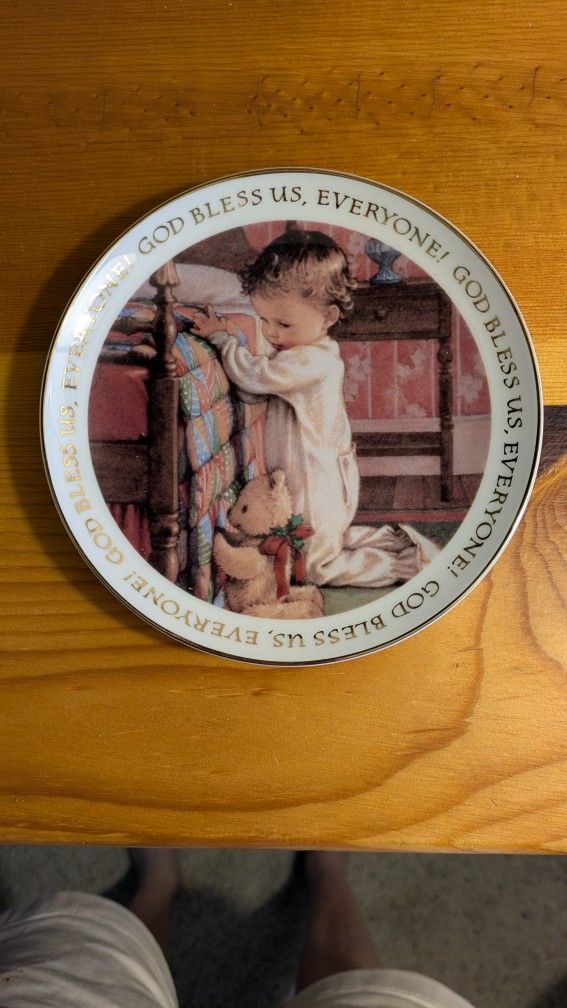 American Greetings  6" "Christmas Blessings " Collectors Plate  Vintage