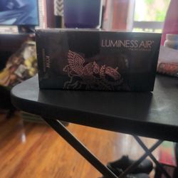 LUMINESS ~ Airbrush & Makeup KIT..... ... All Offers Are Welcome! 