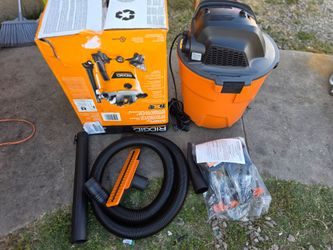 RIDGID
12 Gal. 5.0 Peak HP NXT Shop Vacuum Wet Dry Vac with General Debris Filter, Locking Hose and Attachments HD1200