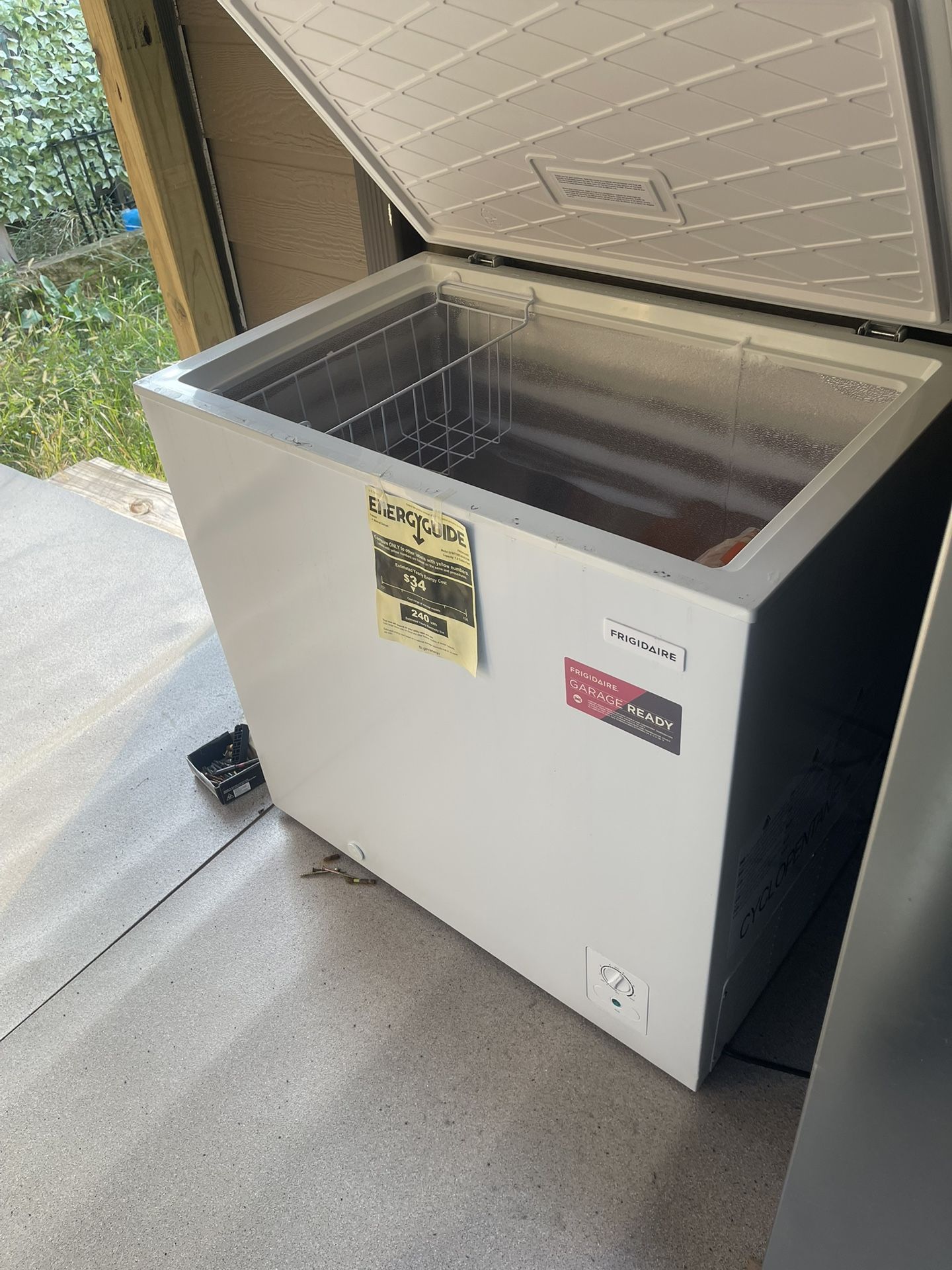 Deep Freezer And Refrigerator 