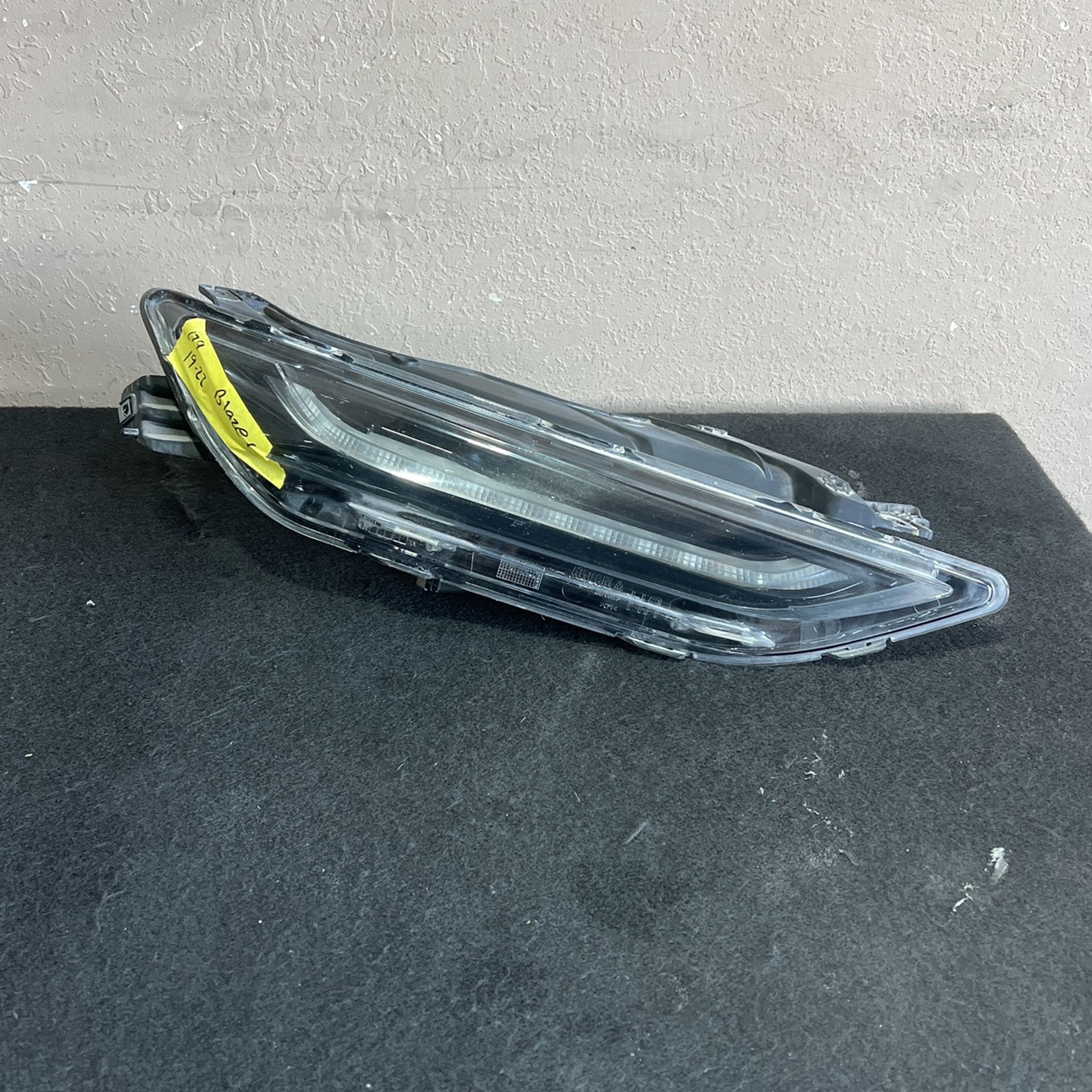(279) 19-22 Chevrolet Chevy Blazer Right Headlight Daytime Running Light Drl 2019 2020 2021 2022