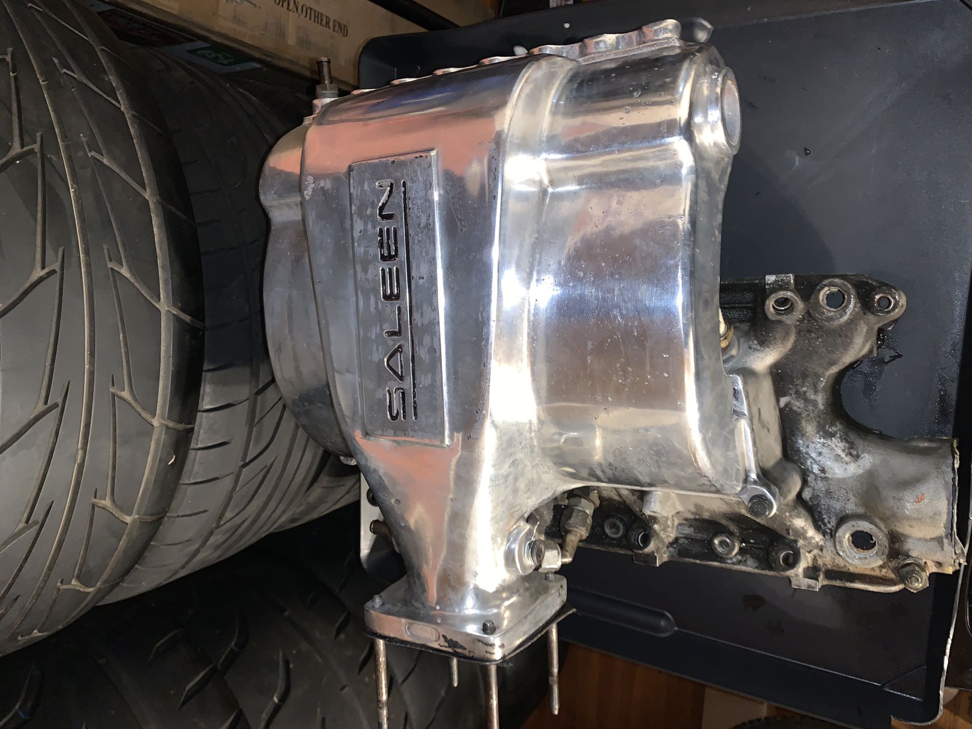 Mustang Saleen Intake Manifold for Sale in Los Angeles, CA OfferUp