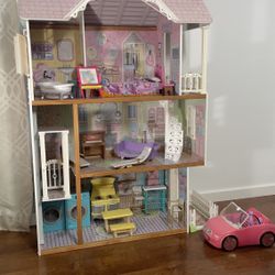 Dollhouse 47 Inches Tall 33 Inches Wide