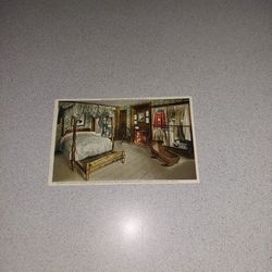 VINTAGE DOROTHY QUINCY ROOM, SHOWING TRUNDLE BED, HANCOCK-CLARK HOUSE, LEXINGTON, MASS. UNUSED POSTCARD 