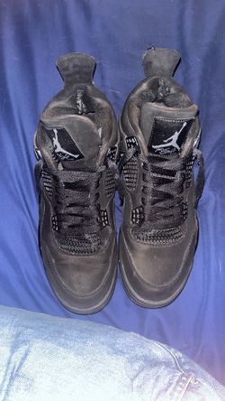 Jordan 4 black cat