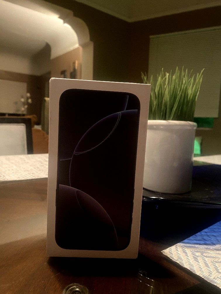 iPhone 16 Pro Max