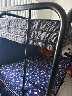 Free bunk bed
