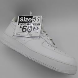 Nike AIR FORCES SIZE 10.5