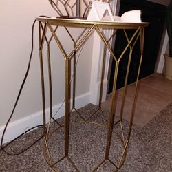 2 Side Tables/end Tables
