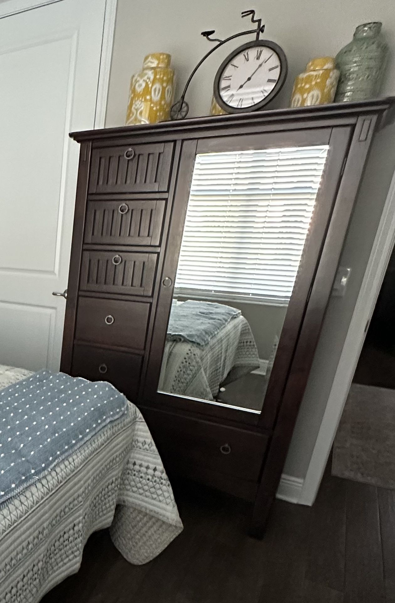 Solid Wood Bedroom Set
