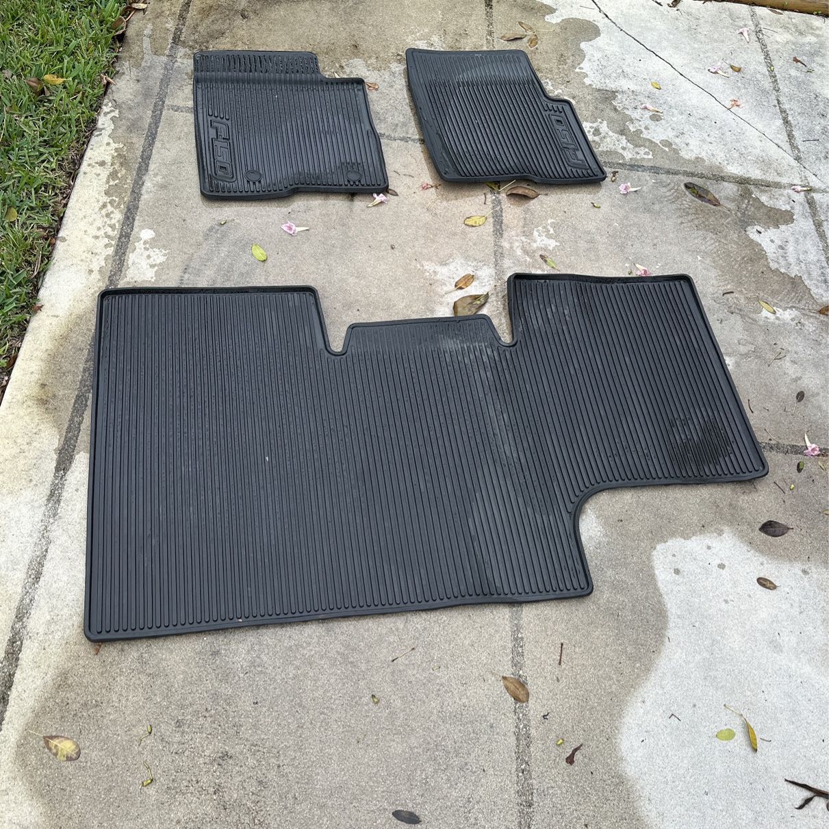 2011-2014 F150 Rubber Floor mats 