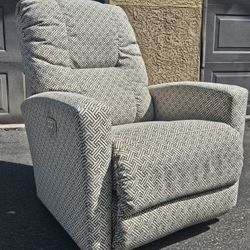 LAZY BOY POWER RECLINER ACCENT CHAIR