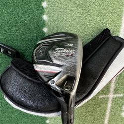 Titleist 913H  3 hybrid R Flex