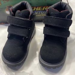 SKECHERS boots