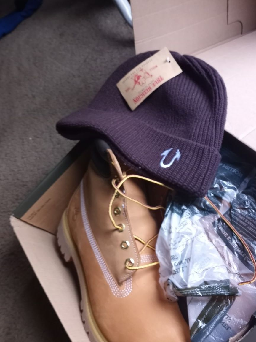 Timberland Boots And Hat